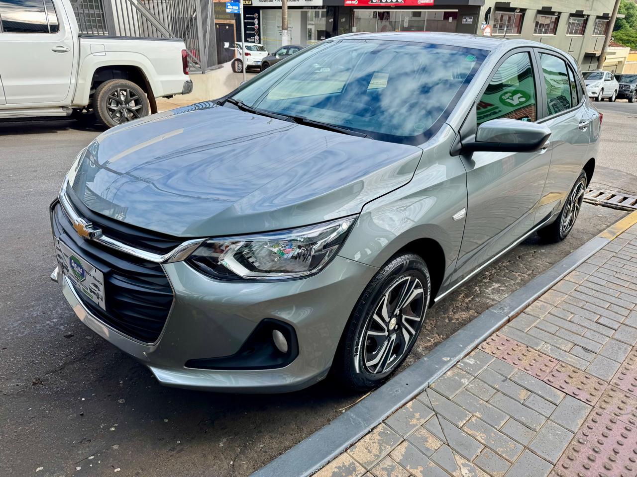 CHEVROLET/ ONIX HATCH 1.0 2024 COMPLETO