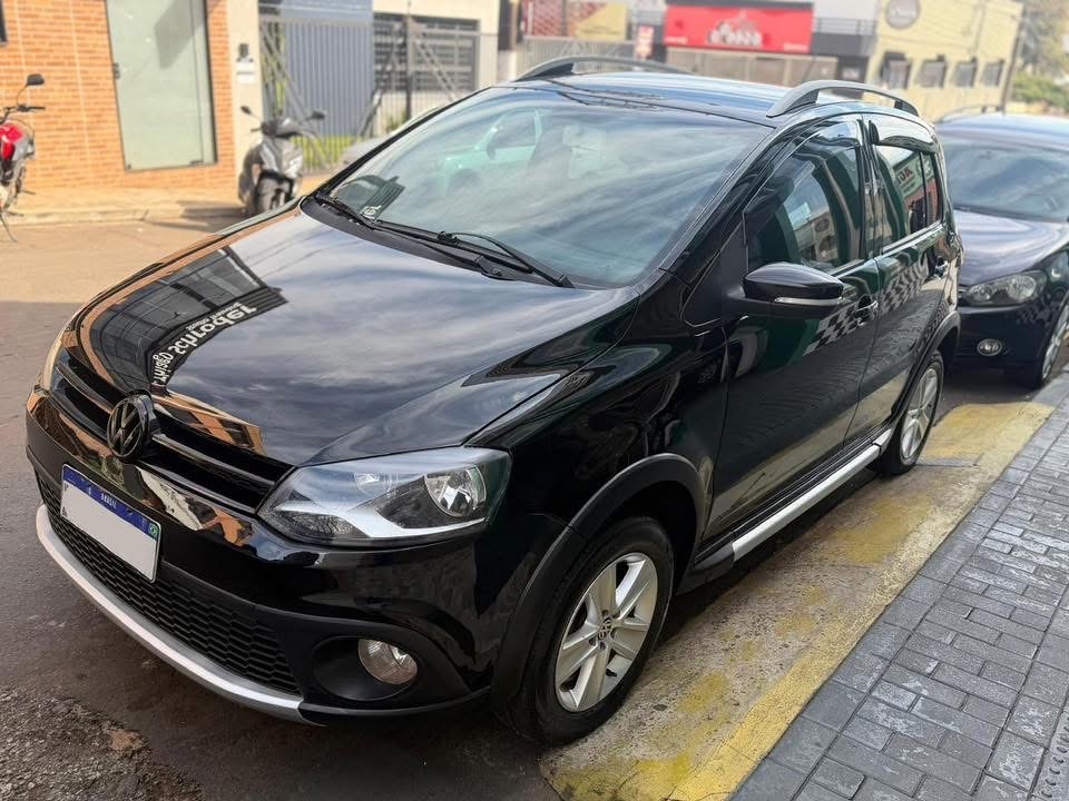VW/CROSS FOX 1.6 2011 COMPLETO