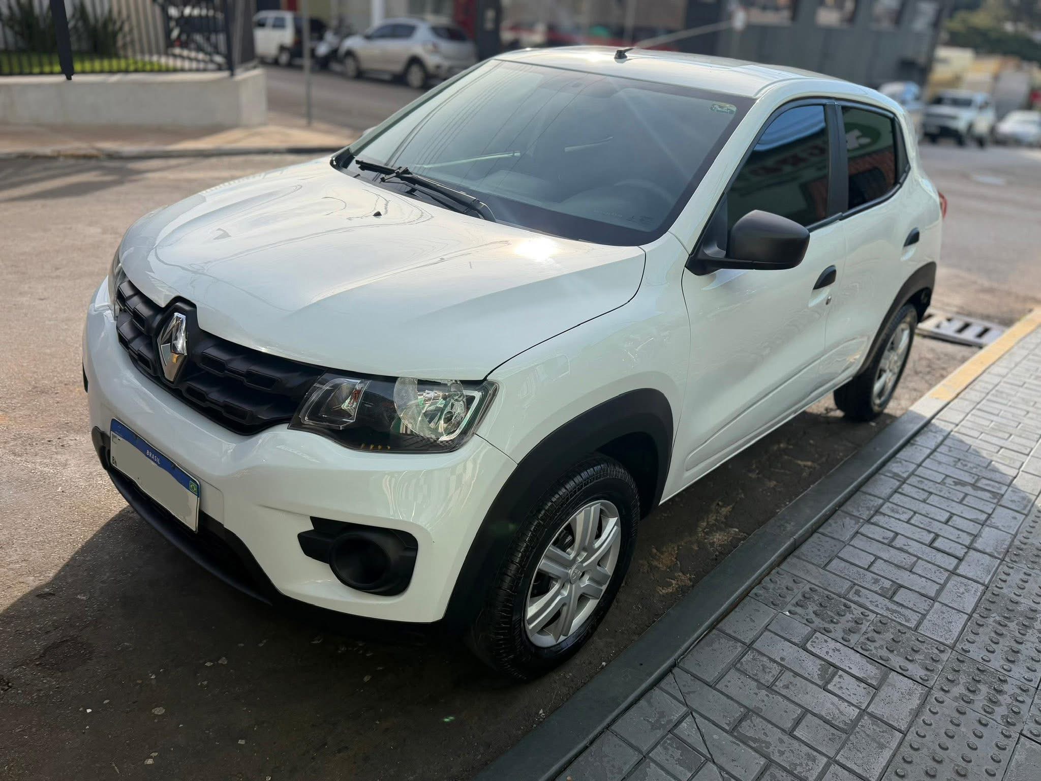 RENAULT/KWID 1.0 2021 AUTOMÁTICO COMPLETO