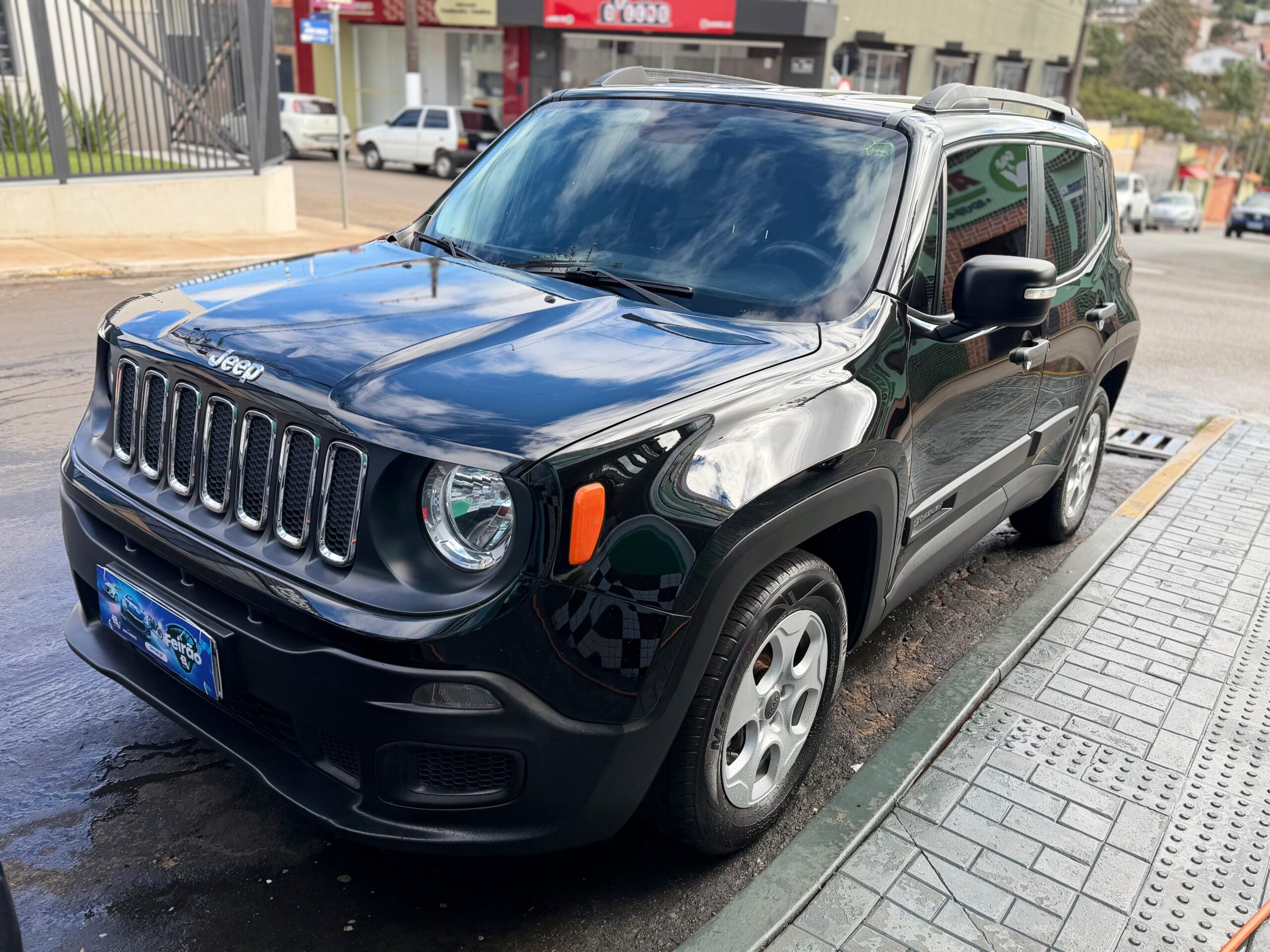 JEEP/RENEGADE 1.8 2018 AUTOMÁTICO COMPLETO